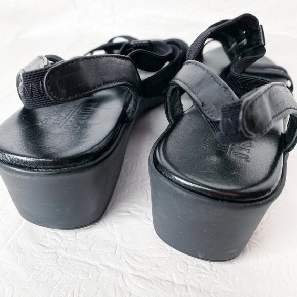Munro Angel Black Stretch Sandals 9.5 N - Picture 3 of 8